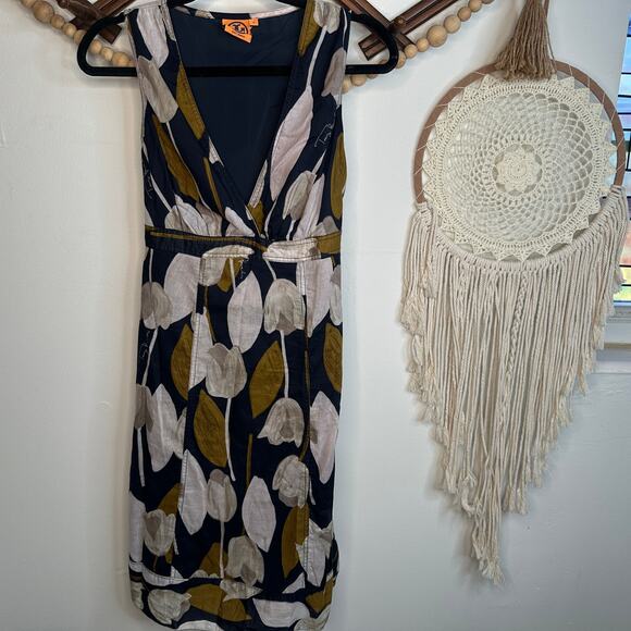 Tory Burch Emmeline Tulip Print Dress - Picture 3 of 6